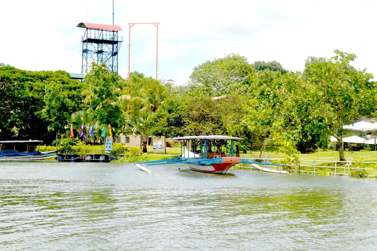 Caliraya Resort Club Lumban Екстериор снимка