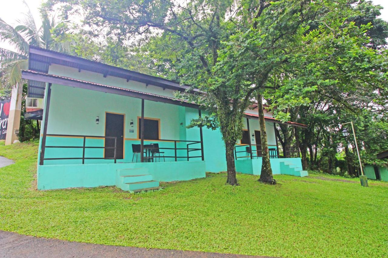 Caliraya Resort Club Lumban Екстериор снимка